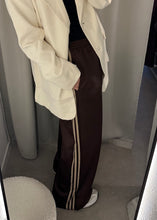 Lade das Bild in den Galerie-Viewer, Trackpants | ALLY | zwei Farben
