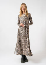 Lade das Bild in den Galerie-Viewer, Rory Plissee Dress Leo
