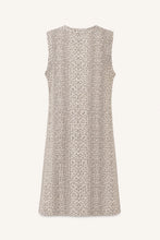 Lade das Bild in den Galerie-Viewer, Isi A-Line Dress Micro Leo Beige | Oh April
