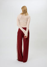 Lade das Bild in den Galerie-Viewer, Zahara Lace Longsleeve Off White | Oh April
