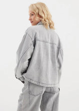 Lade das Bild in den Galerie-Viewer, TAMARA Ling Sleeve Jacket Light Grey | C.O.J
