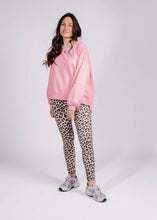 Lade das Bild in den Galerie-Viewer, Comfy Sweater Bubblegum
