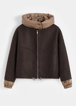 Lade das Bild in den Galerie-Viewer, Jacke mit abnehmbarer Kapuze | Mokka
