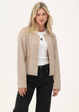 Lade das Bild in den Galerie-Viewer, Cozy Cardigan Haselnuss | My Jewellery
