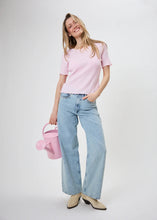 Lade das Bild in den Galerie-Viewer, Lune Regular T-Shirt Baby Rose  | Oh April
