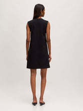 Lade das Bild in den Galerie-Viewer, Parwin Dress | Edited
