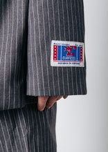 Lade das Bild in den Galerie-Viewer, Jesra Stripe Blazer | Colourful Rebel
