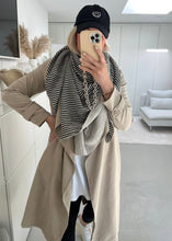 Lade das Bild in den Galerie-Viewer, XL Mousselintuch &quot;HAPPY STRIPES&quot;
