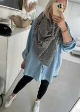 Lade das Bild in den Galerie-Viewer, XL Mousselintuch &quot;HAPPY STRIPES&quot;

