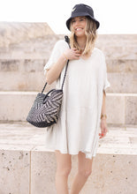 Lade das Bild in den Galerie-Viewer, Tunikakleid aus Musselin | Light Beige

