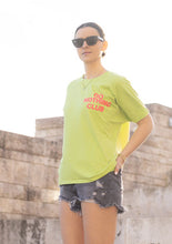 Lade das Bild in den Galerie-Viewer, T-Shirt &quot;DO NOTHING CLUB&quot; | Limette
