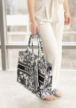Lade das Bild in den Galerie-Viewer, Tote Bag | &quot;SUMMER&quot;

