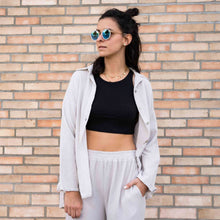 Lade das Bild in den Galerie-Viewer, Geripptes Basic Crop Top | Schwarz
