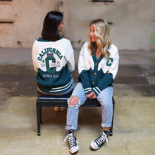 Lade das Bild in den Galerie-Viewer, Destroyed Mom Fit Jeans
