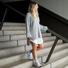 Lade das Bild in den Galerie-Viewer, Long Pullover &quot;MIA&quot; | Light Grey
