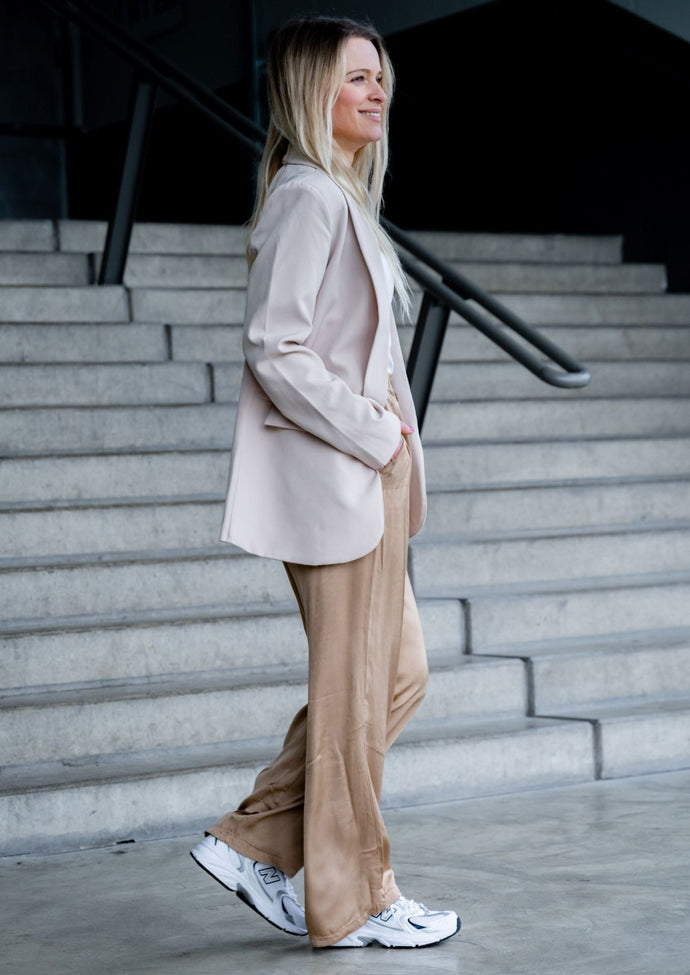 Soft Silky Hose | Camel