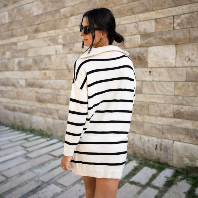 Langer Strickpullover 
