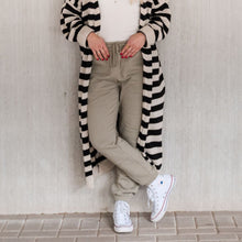 Lade das Bild in den Galerie-Viewer, Sweatpants &quot;JOSIE&quot; | Salbei

