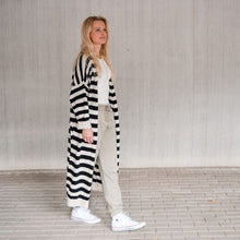 Lade das Bild in den Galerie-Viewer, Sweatpants &quot;JOSIE&quot; | Salbei
