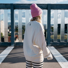 Lade das Bild in den Galerie-Viewer, Oversize Sweater &quot;ICON&quot; | Julove
