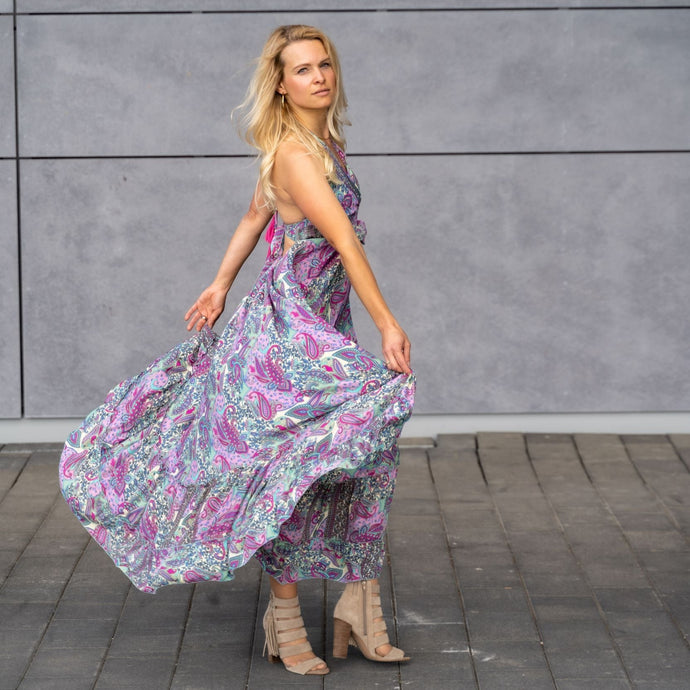 Rückenfreies Sommerkleid | 