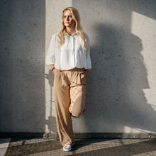 Lade das Bild in den Galerie-Viewer, Perfect Fit Hose &quot;EMMA&quot; | Karamell
