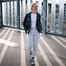 Lade das Bild in den Galerie-Viewer, Joggpants &quot;CARLA&quot; | light Grey
