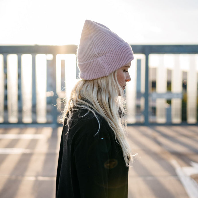 Fluffy Beanie | Rosa