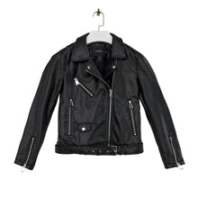 Lade das Bild in den Galerie-Viewer, Vegane Lederjacke im Bikerstil | WithBlack
