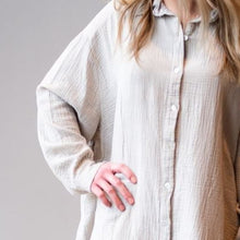 Lade das Bild in den Galerie-Viewer, Long Musselin Bluse | Taupe
