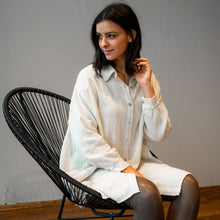 Lade das Bild in den Galerie-Viewer, Long Musselin Bluse | Cream
