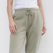Lade das Bild in den Galerie-Viewer, Sweatpants &quot;JOSIE&quot; | Salbei
