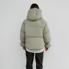 Lade das Bild in den Galerie-Viewer, Daunenjacke &quot;ICE GREEN&quot; | WithBlack
