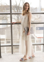 Lade das Bild in den Galerie-Viewer, Tüllkleid &quot;ANNA&quot; | Champagner
