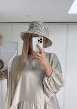 Lade das Bild in den Galerie-Viewer, Two Face Bucket Hat &quot;ST. TROPEZ&quot; | Beige
